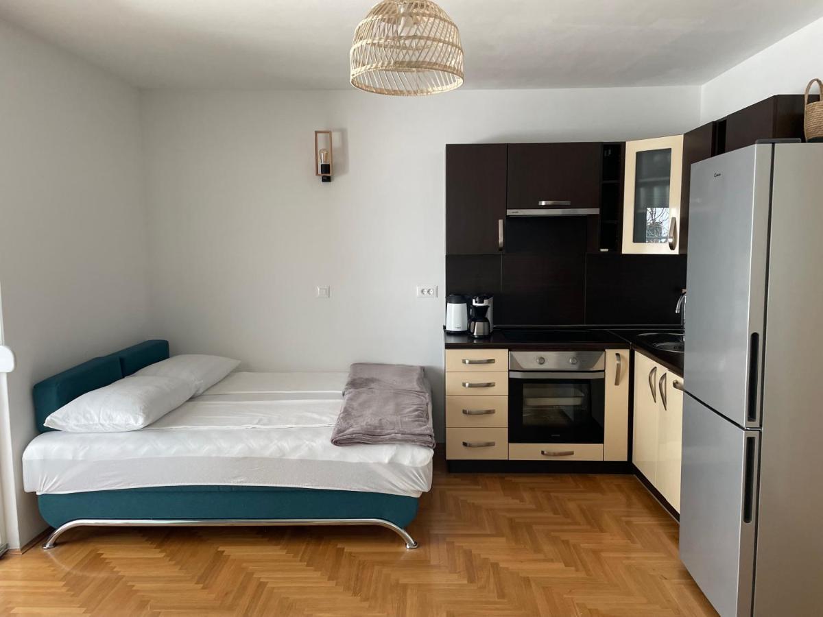 Apartment Dalmatino Baška Voda Eksteriør billede