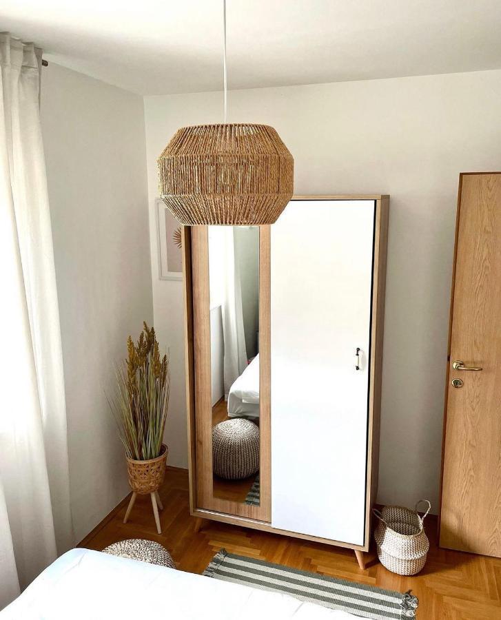 Apartment Dalmatino Baška Voda Eksteriør billede