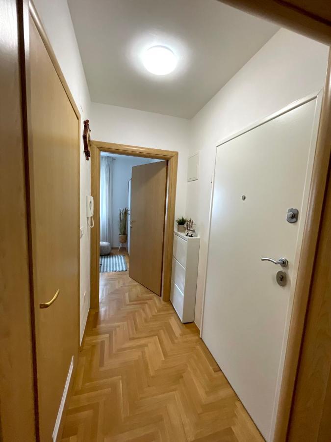 Apartment Dalmatino Baška Voda Eksteriør billede